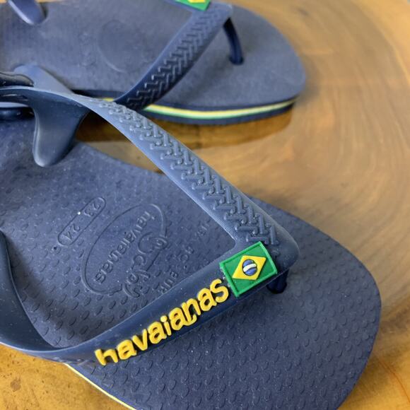 Havaianas Brazil Logo Flip Flops - Picture 2 of 4